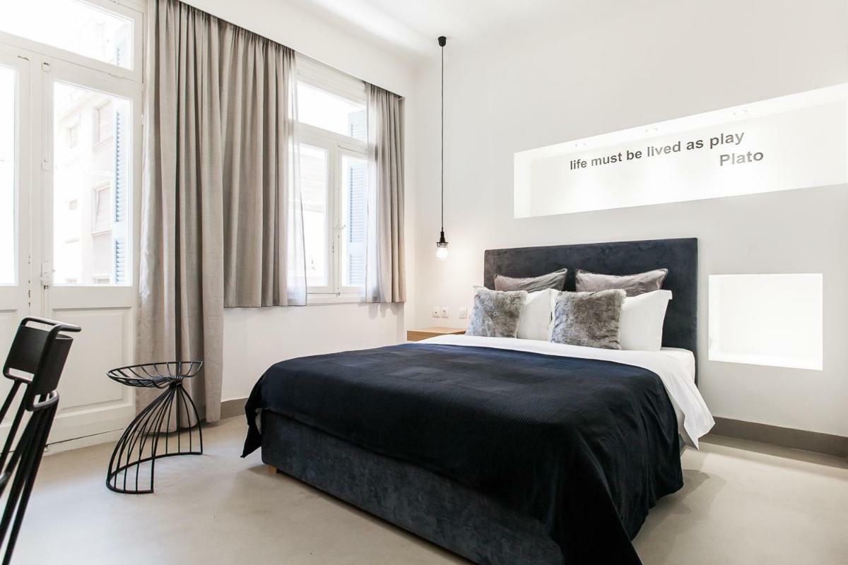 Monastiraki Suites By Livin Urbban Athen Exterior foto
